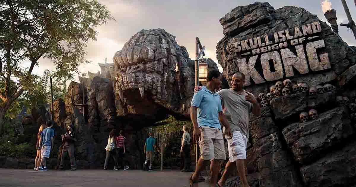 Universal Orlando Close Up Hear Why You Need To Experience Skull