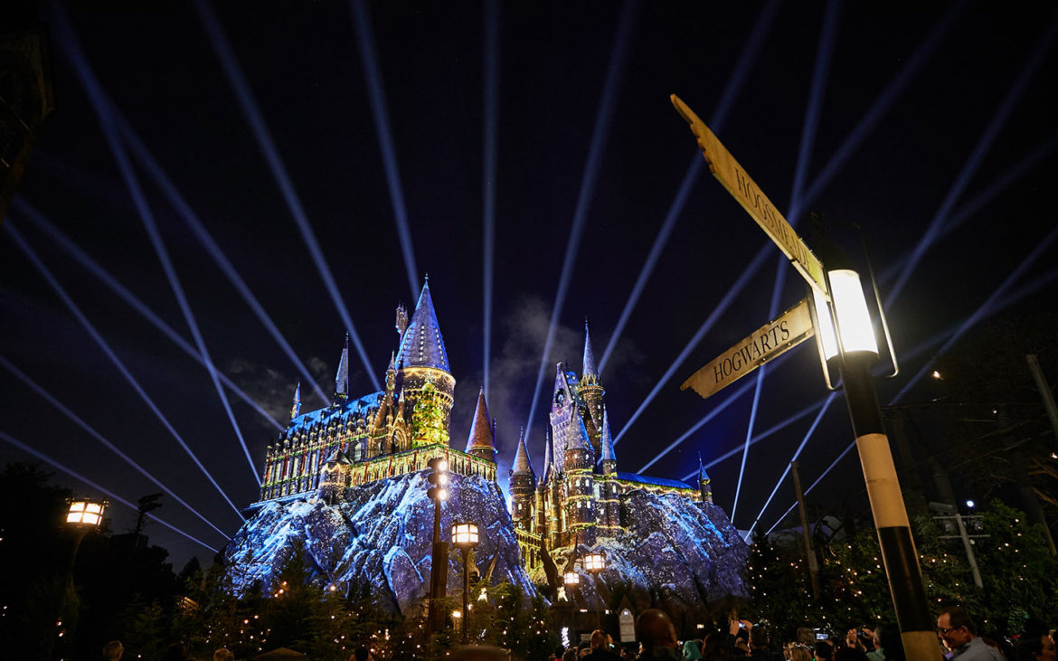 6 Insider Tips to Know Before You Experience Holidays at Universal Orlando Resort