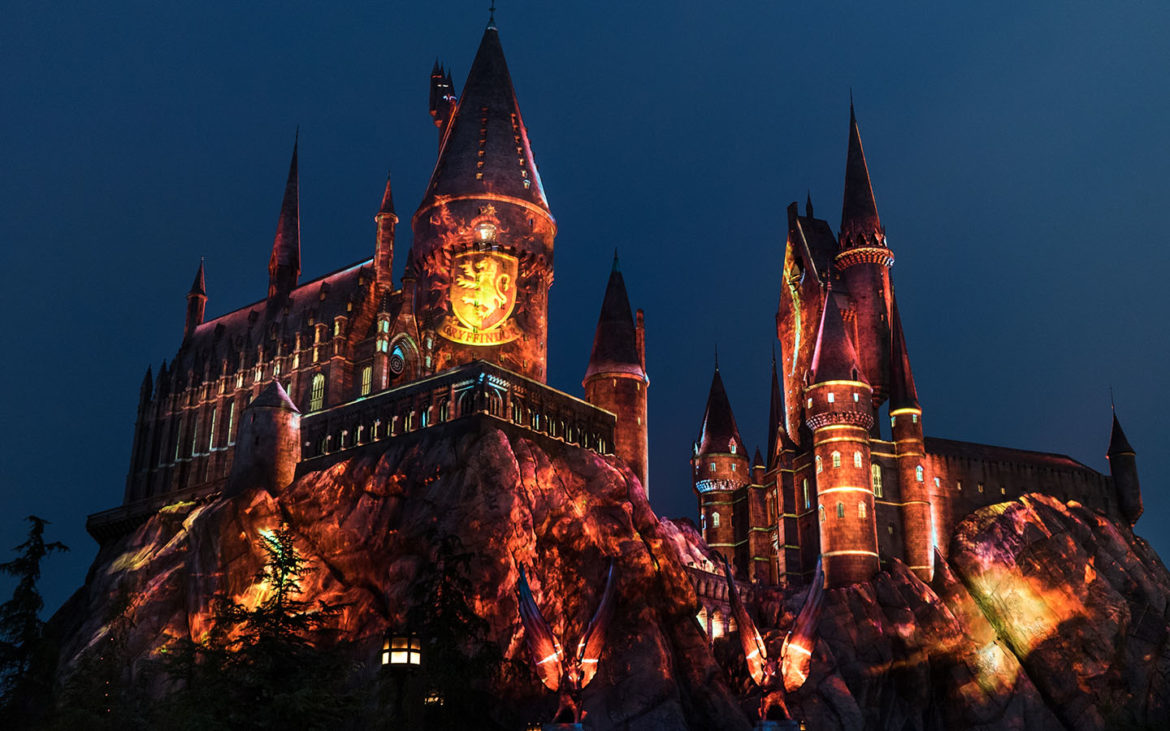 The Nighttime Lights at Hogwarts Castle - Gryffindor